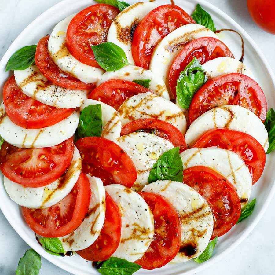 Mozzarella-Tomato-Salad-fred-meyers-blog-recipe
